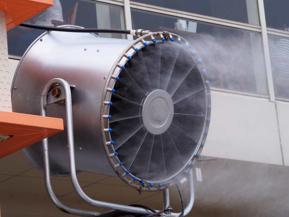 業務用送風機とは？活用シーンや商品の選び方を詳しく解説│Blue note