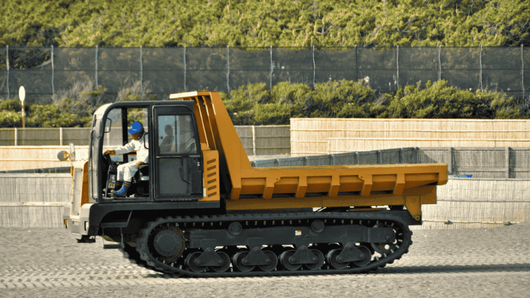 クローラーダンプ（キャリアダンプ）とは？特徴や選び方を解説