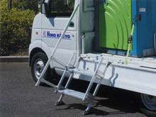 車載用仮設トイレ 専用ステップ